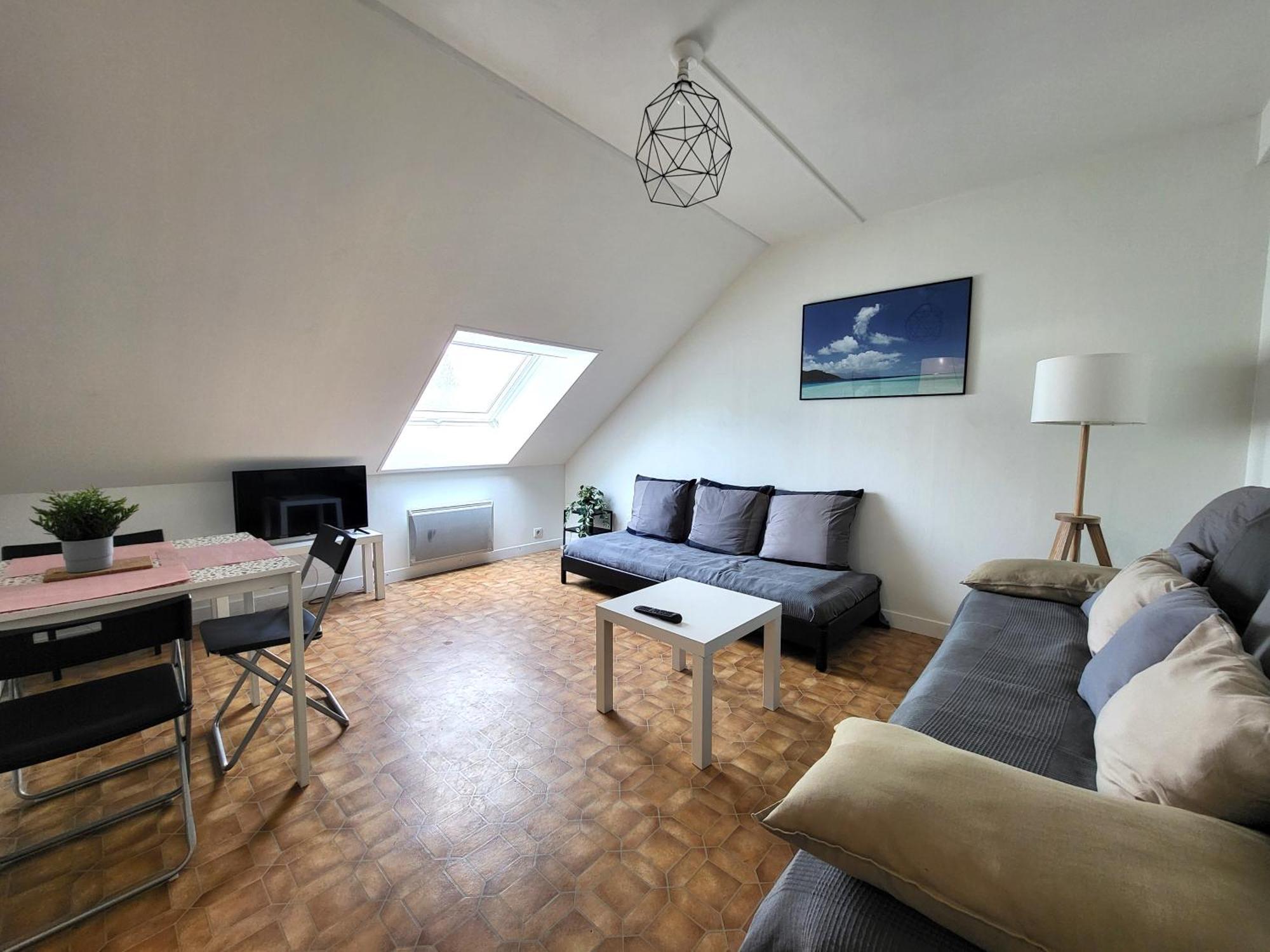 St-Quentin-En-Yvelines Plusieurs Appartements Avec Parking Трап Екстериор снимка