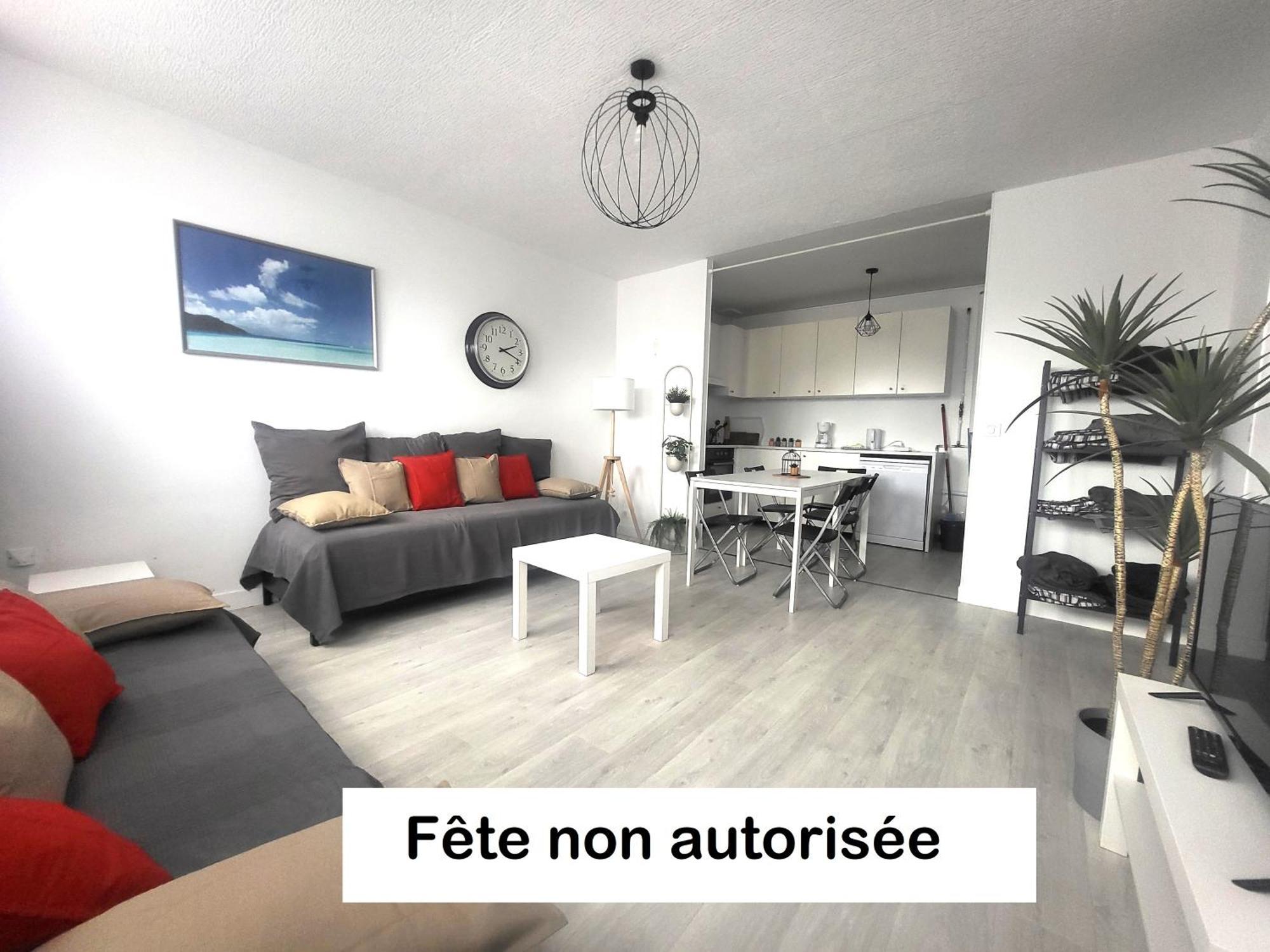 St-Quentin-En-Yvelines Plusieurs Appartements Avec Parking Трап Стая снимка